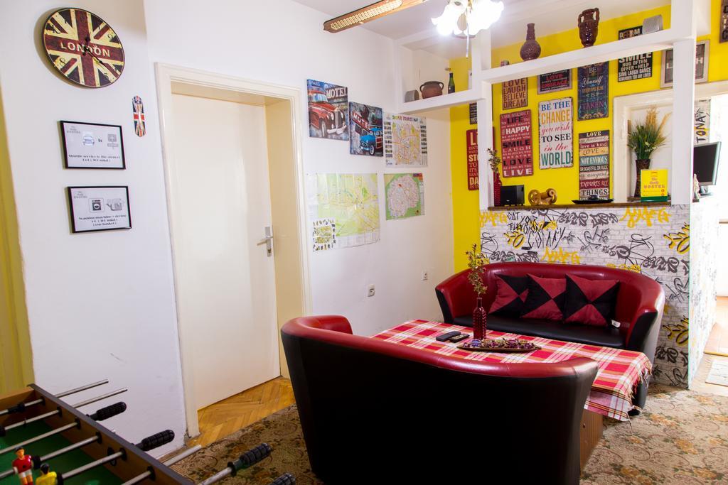 The Comfy Hostel Skopje Extérieur photo